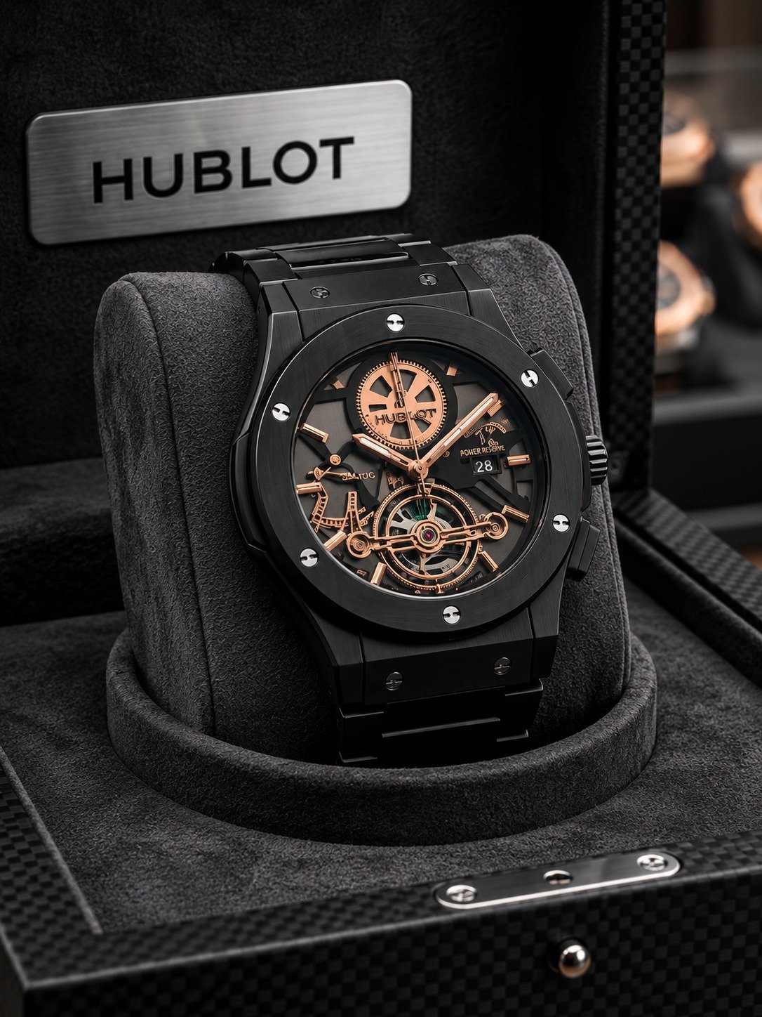 : Black & Gold Luxury Watch